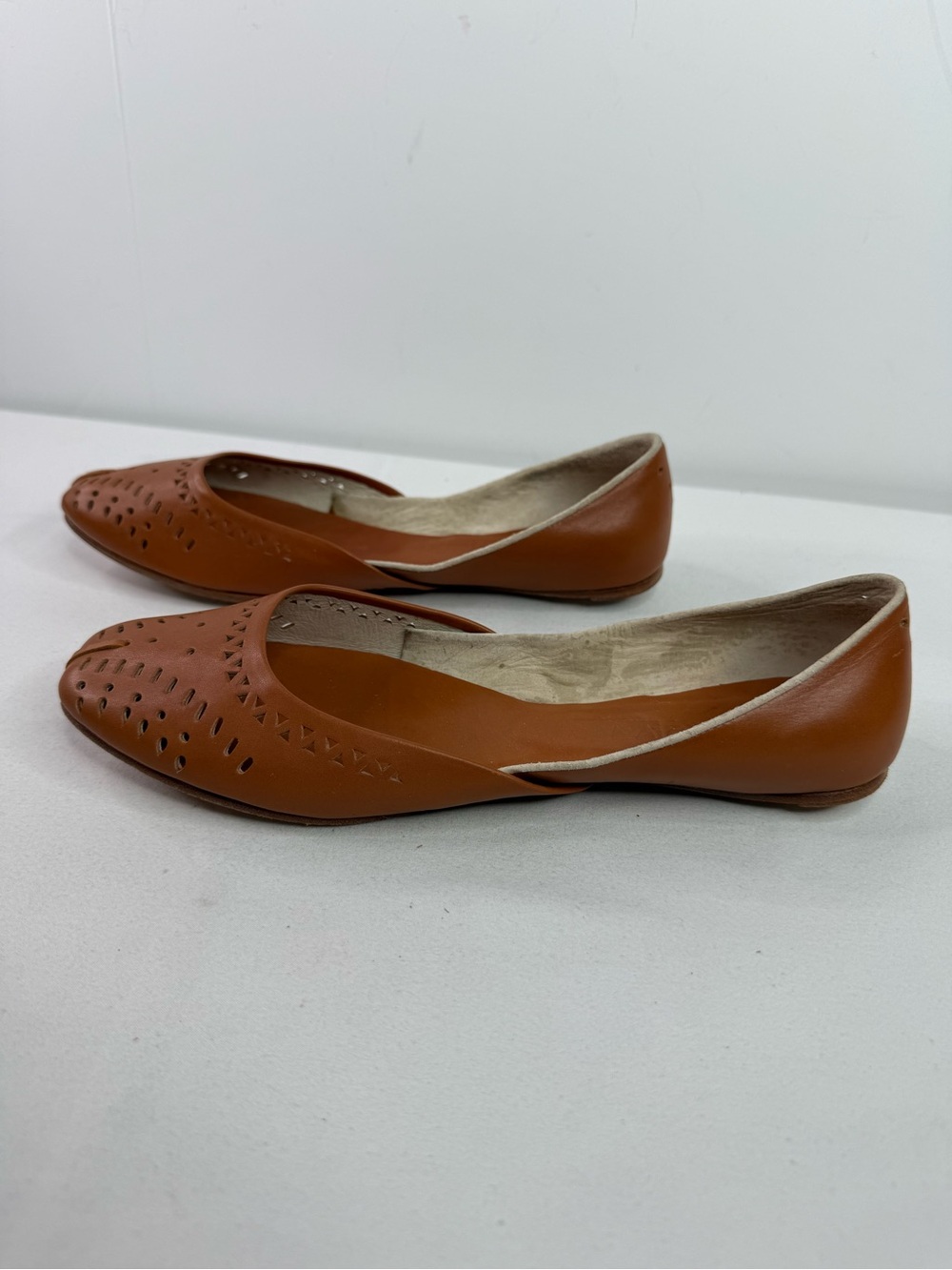 Matiko Shoes Ballet Flats Slip On Camel Light Brown Leather 37 /  Tan 7